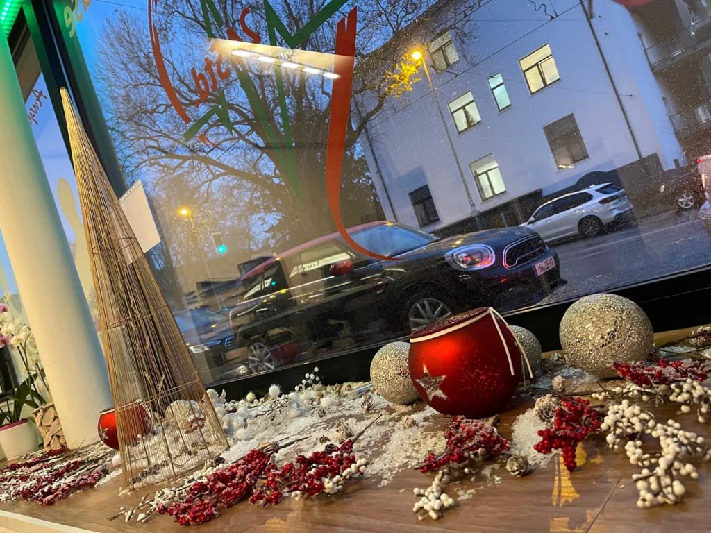 Weihnachtsdeko IZ Intensivpflege Zuhause GmbH